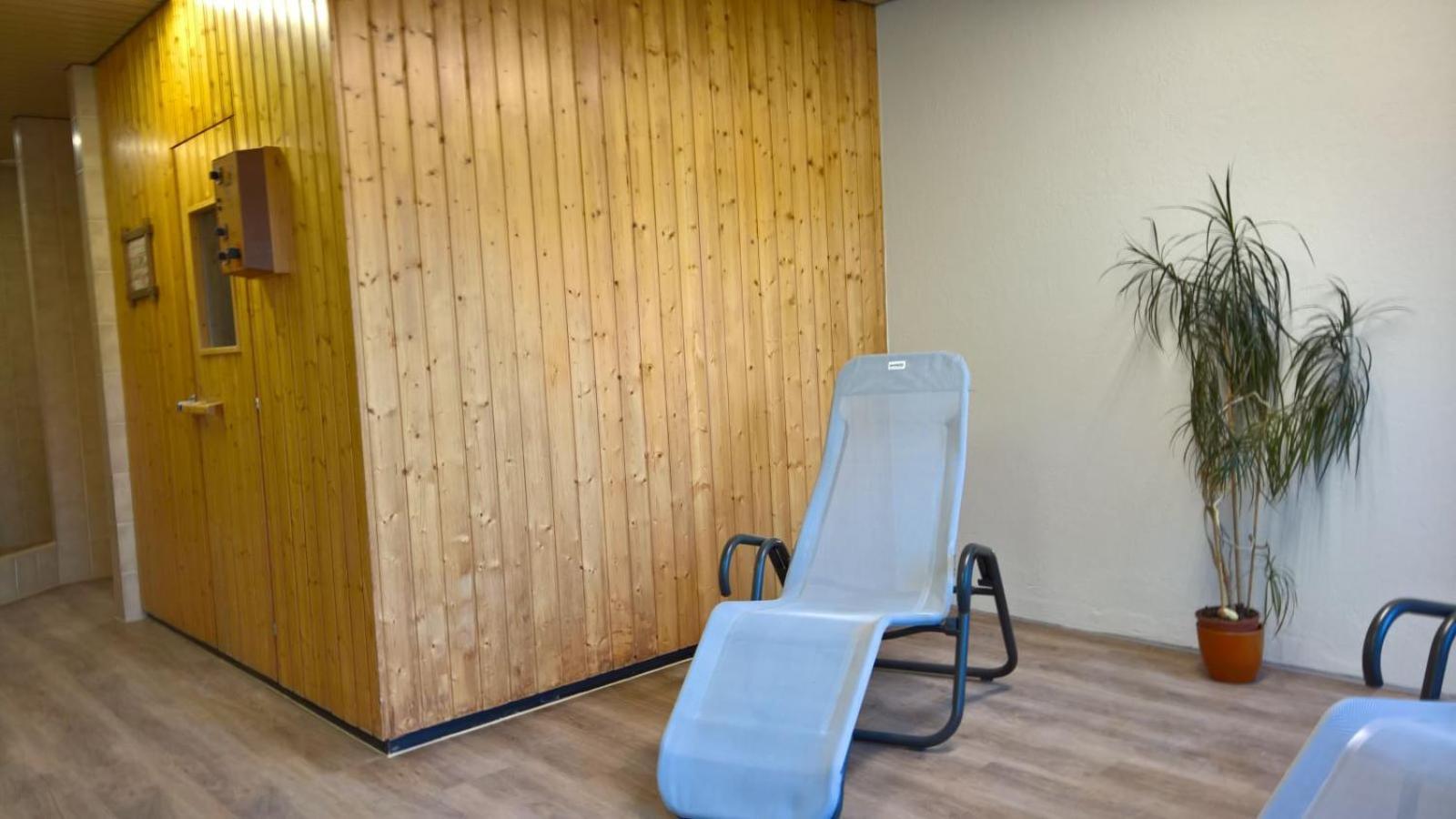 Moderne Dachwohnung Naehe Zermatt Mit Balkon Täsch Eksteriør billede